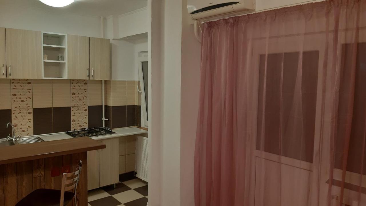 Studio Timpuri Noi 50 Bukares Bagian luar foto