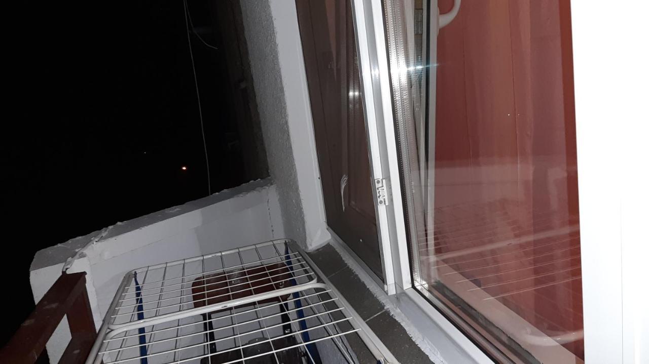 Studio Timpuri Noi 50 Bukares Bagian luar foto