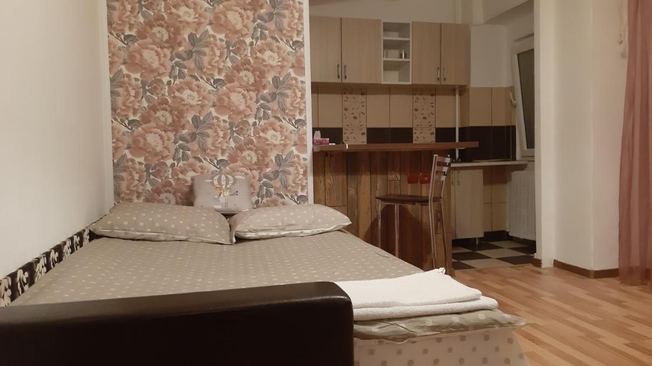 Studio Timpuri Noi 50 Bukares Bagian luar foto